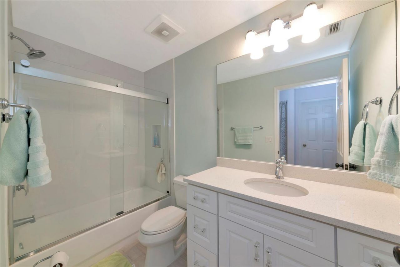 2405 Icecapade Drive, Sarasota, FL 34240 Photo