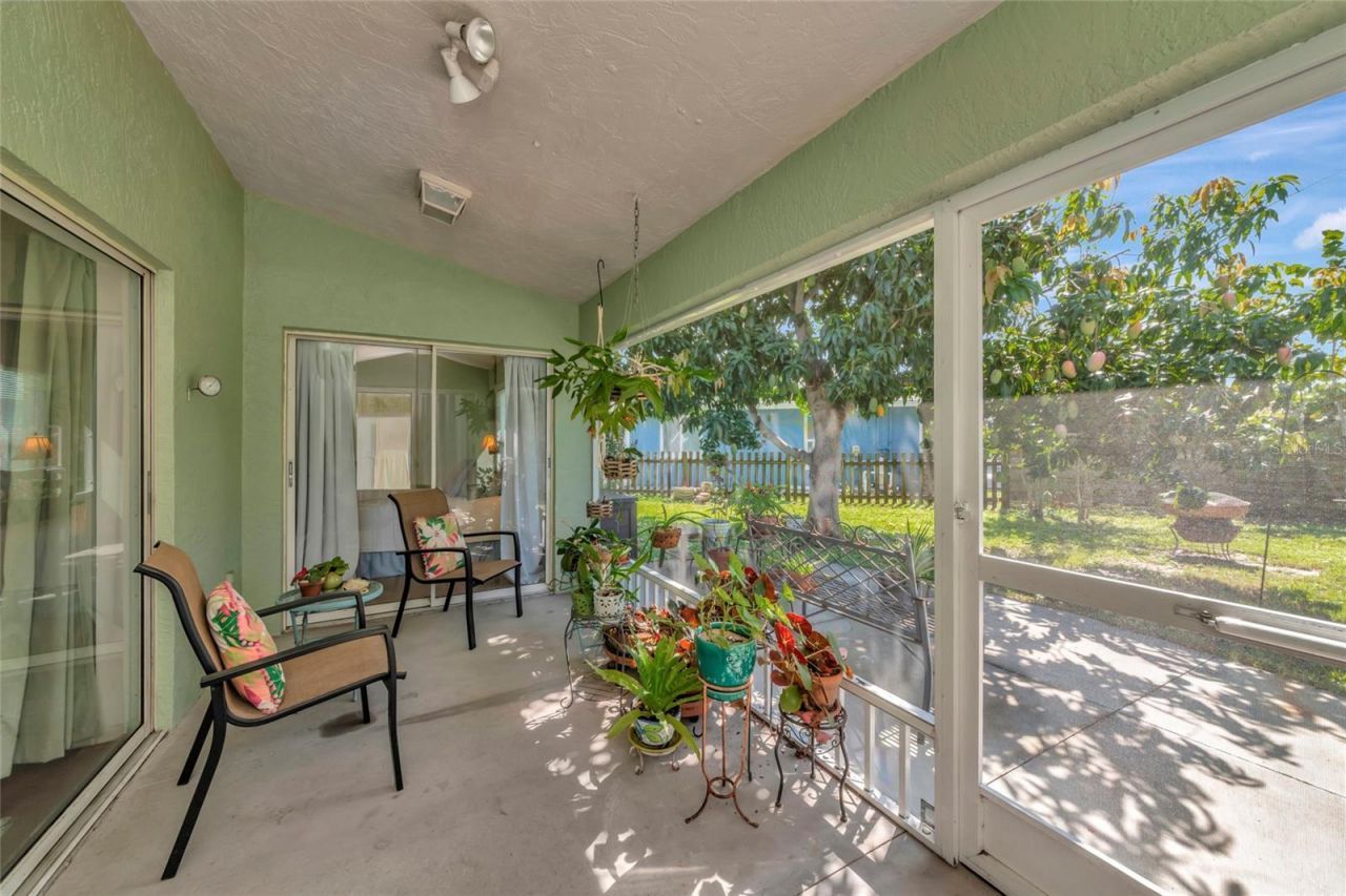 2405 Icecapade Drive, Sarasota, FL 34240 Photo