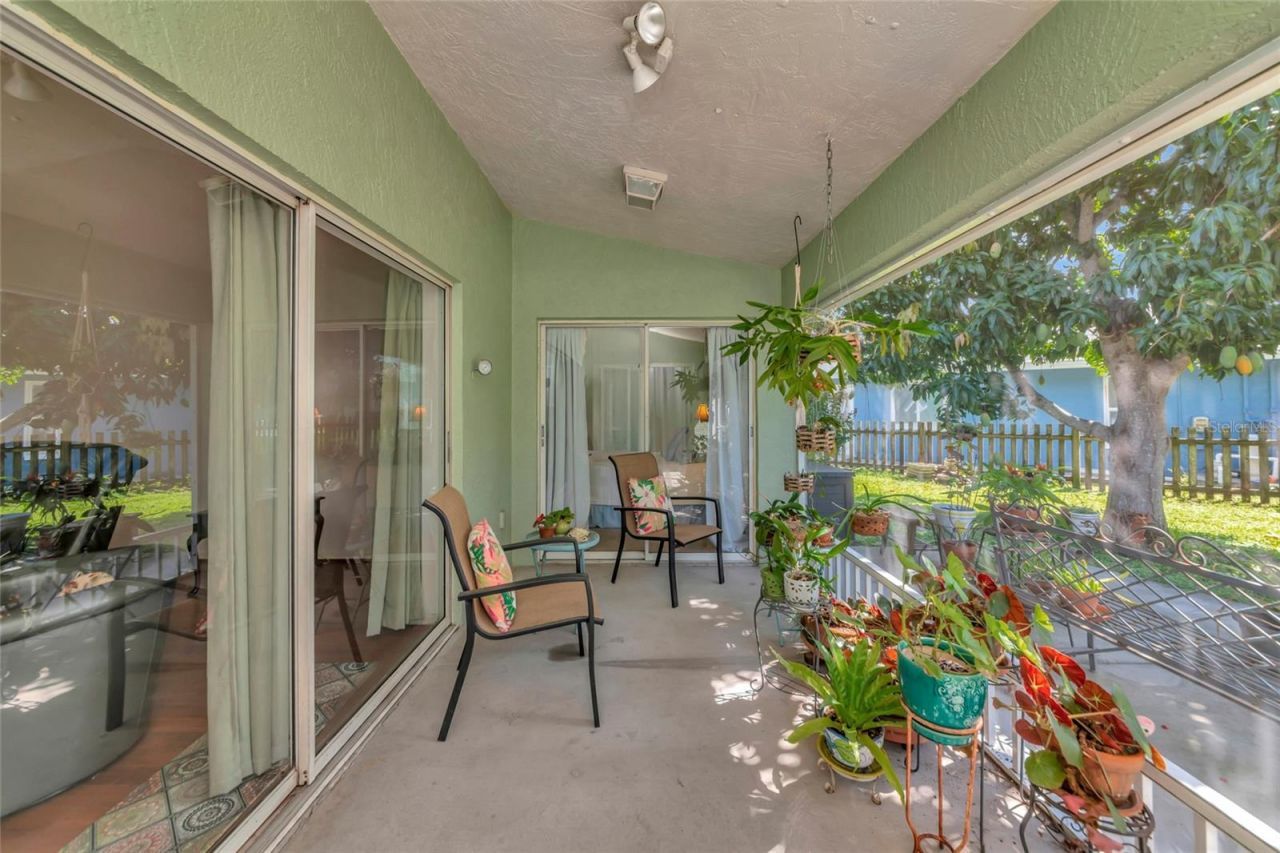 2405 Icecapade Drive, Sarasota, FL 34240 Photo