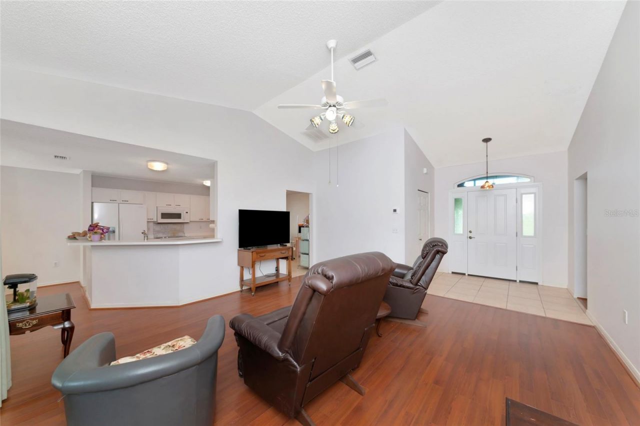 2405 Icecapade Drive, Sarasota, FL 34240 Photo