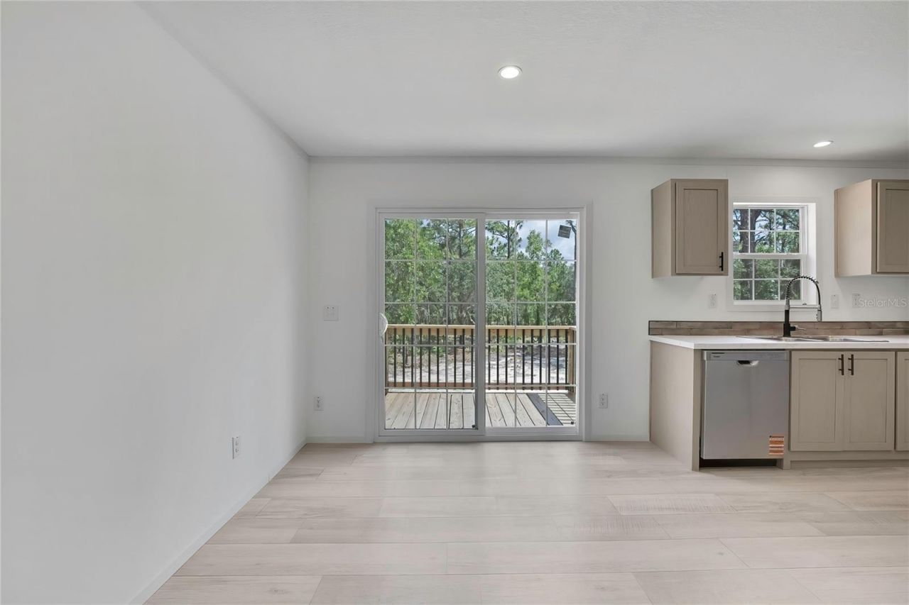 5611 W Rochelle Street , Homosassa, FL 34446 Photo