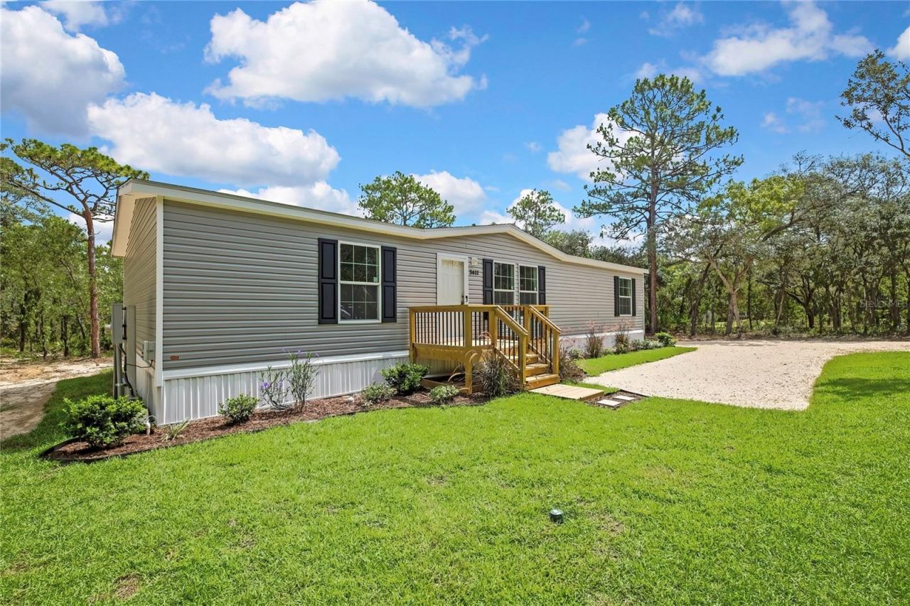 5611 W Rochelle Street , Homosassa, FL 34446 Photo