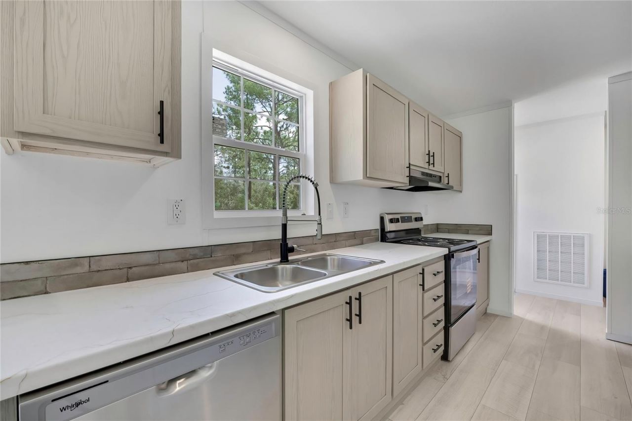 5611 W Rochelle Street , Homosassa, FL 34446 Photo