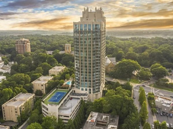 2795 Peachtree Road, Unit 805, Atlanta, GA 30305