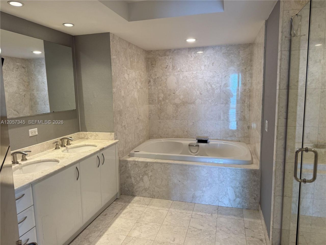 1331 Brickell Bay Dr , Unit 2801, Miami, FL 33131 Photo