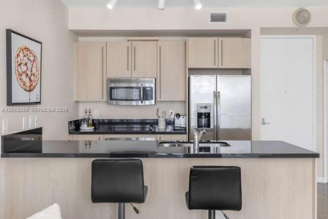 1111 SW 1st Ave , Unit 2723N, Miami, FL 33130 Photo