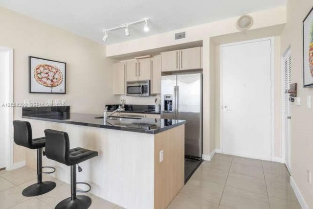 1111 SW 1st Ave , Unit 2723N, Miami, FL 33130 Photo