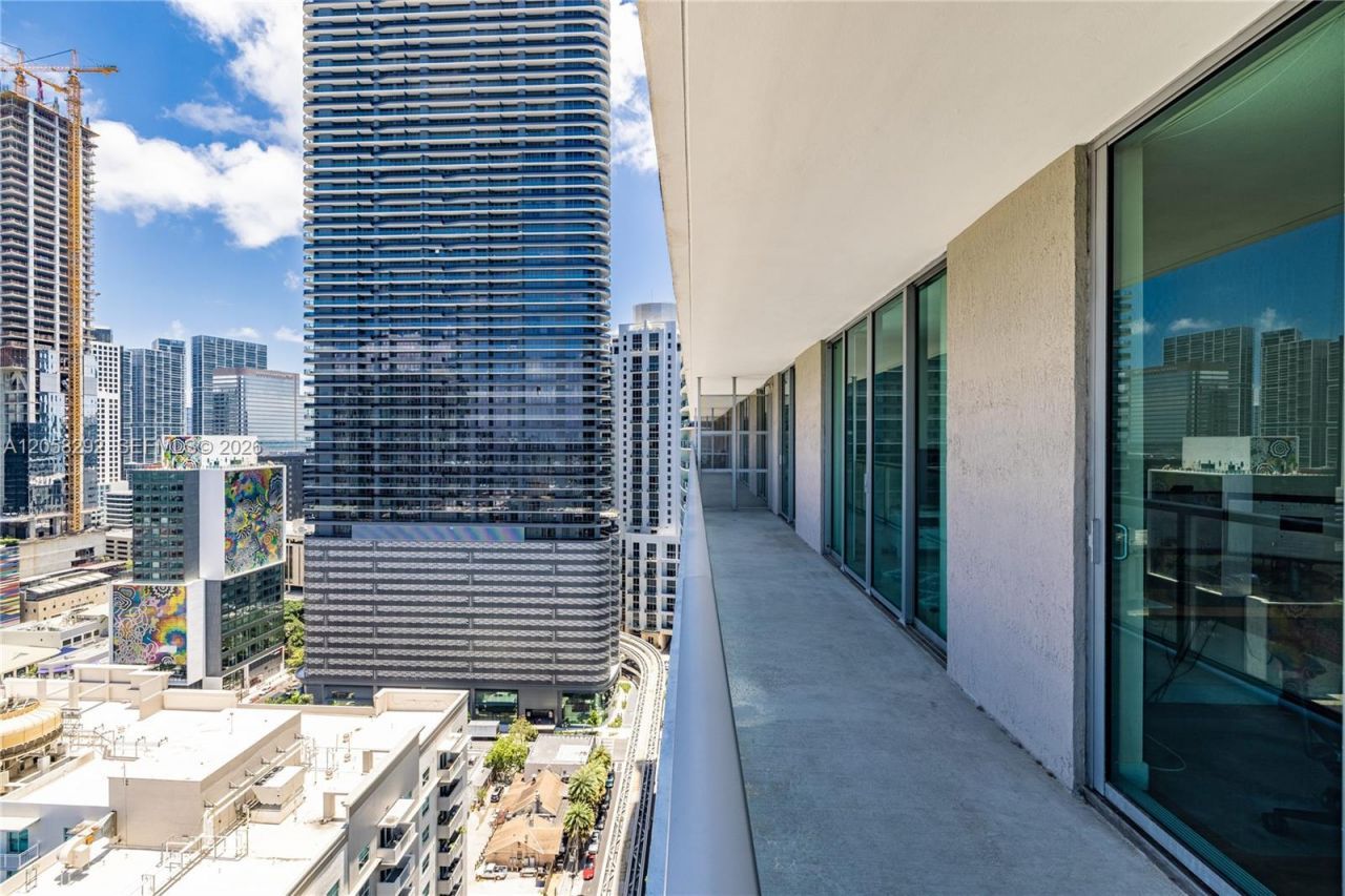 1111 SW 1st Ave , Unit 2723N, Miami, FL 33130 Photo
