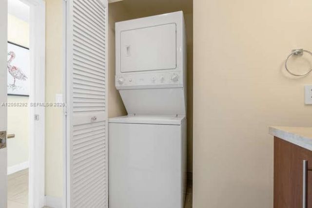1111 SW 1st Ave , Unit 2723N, Miami, FL 33130 Photo