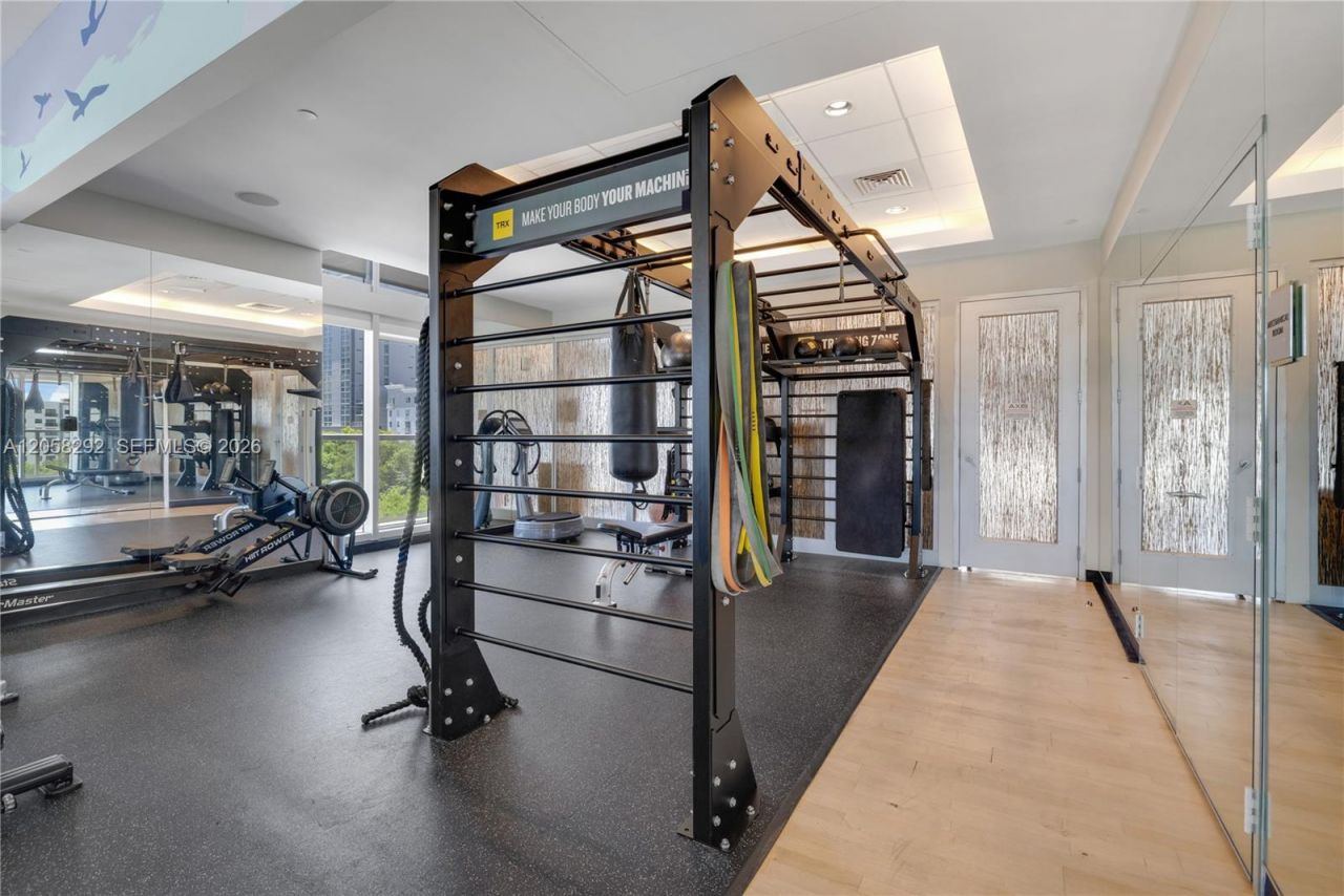 1111 SW 1st Ave , Unit 2723N, Miami, FL 33130 Photo