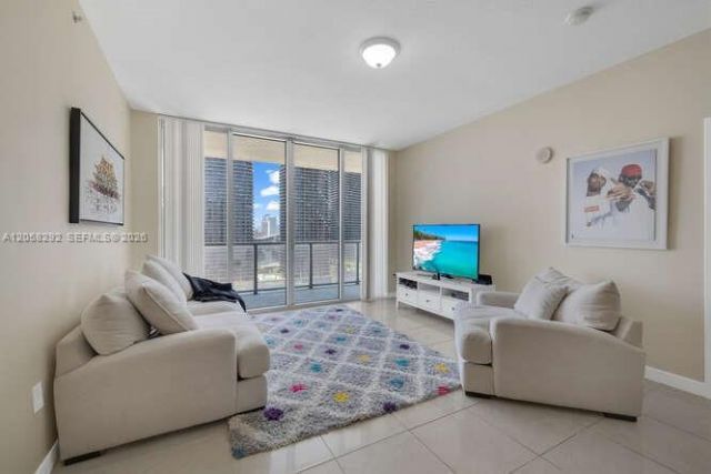 1111 SW 1st Ave , Unit 2723N, Miami, FL 33130 Photo