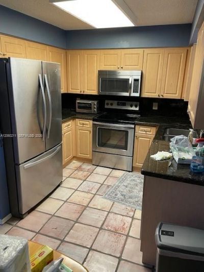 3532 Emerald Oaks Dr , Unit 2706, Hollywood, FL 33021 Photo