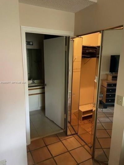 3532 Emerald Oaks Dr , Unit 2706, Hollywood, FL 33021 Photo