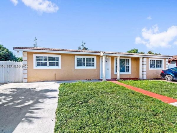 17200 NW 51st Pl , Unit B, Miami Gardens, FL 33055