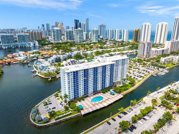 400 Kings Point Dr, Unit 1628, Sunny Isles Beach, FL 33160
