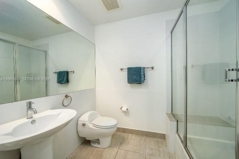 3250 Grand Ave, Unit 302, Miami, FL 33133 Photo