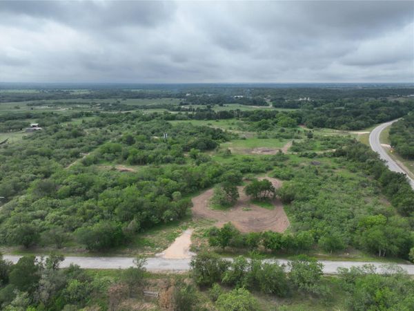 150 Pumper RD, Luling, TX 78648