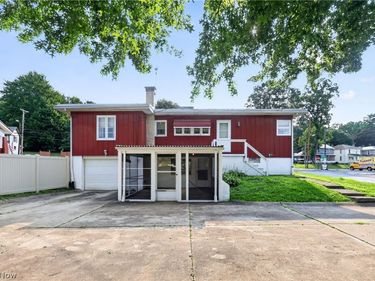 601 Lincoln Street SE, Minerva, OH 44657