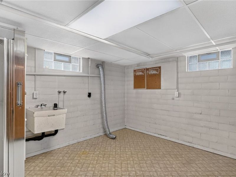 601 Lincoln Street SE, Minerva, OH 44657 Photo 19