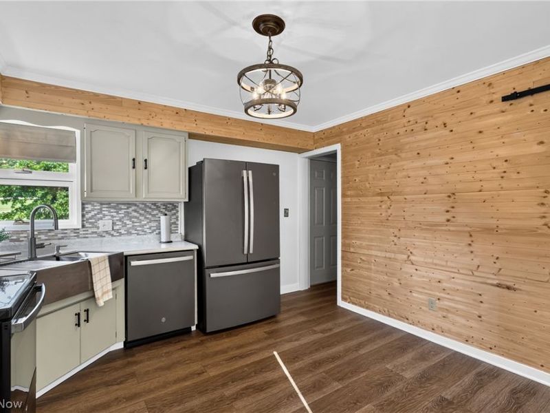 601 Lincoln Street SE, Minerva, OH 44657 Photo 4