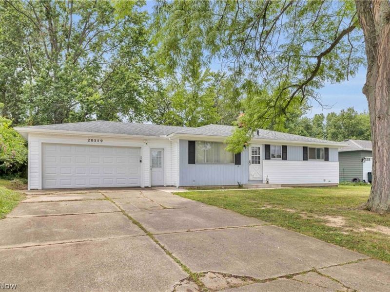 20559 Westwood Park Boulevard , Strongsville, OH 44149 Photo 2