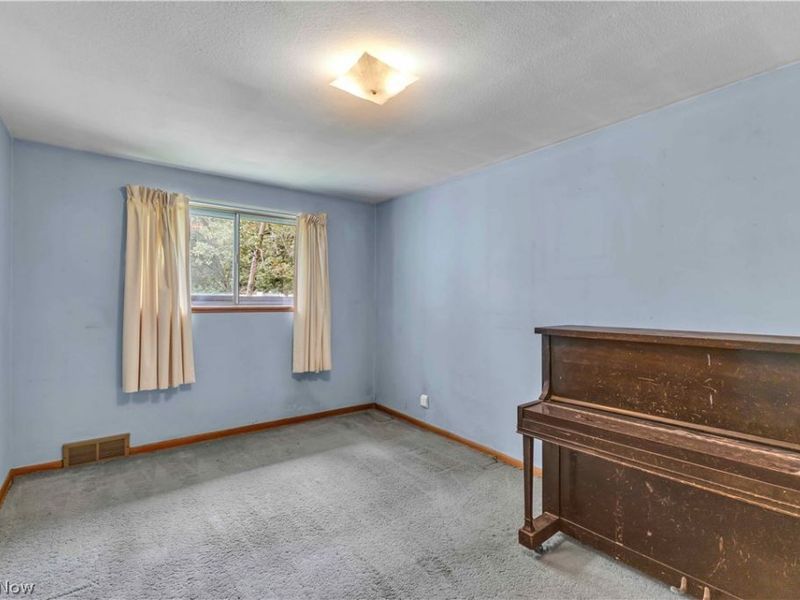 20559 Westwood Park Boulevard , Strongsville, OH 44149 Photo 21