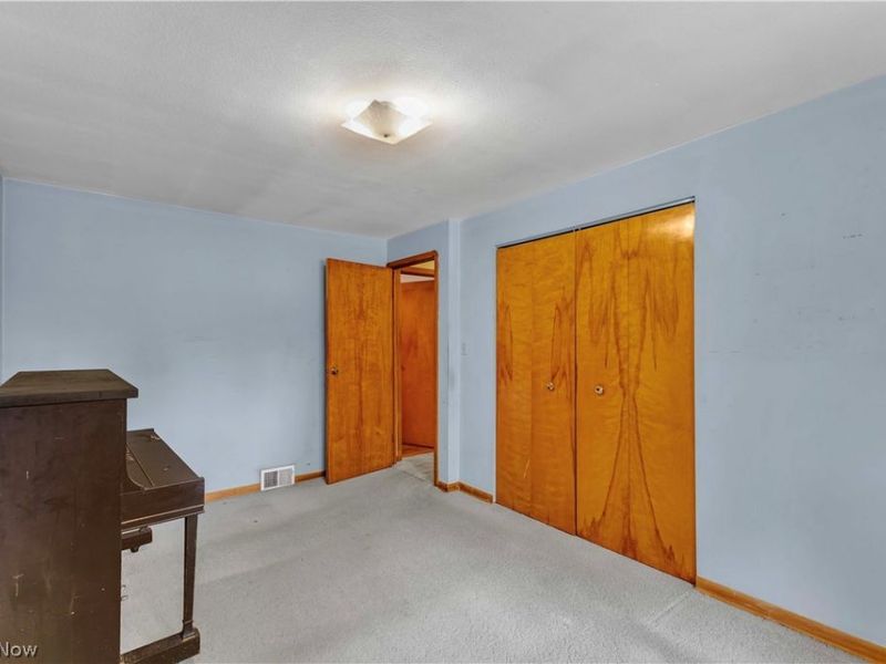 20559 Westwood Park Boulevard , Strongsville, OH 44149 Photo 26