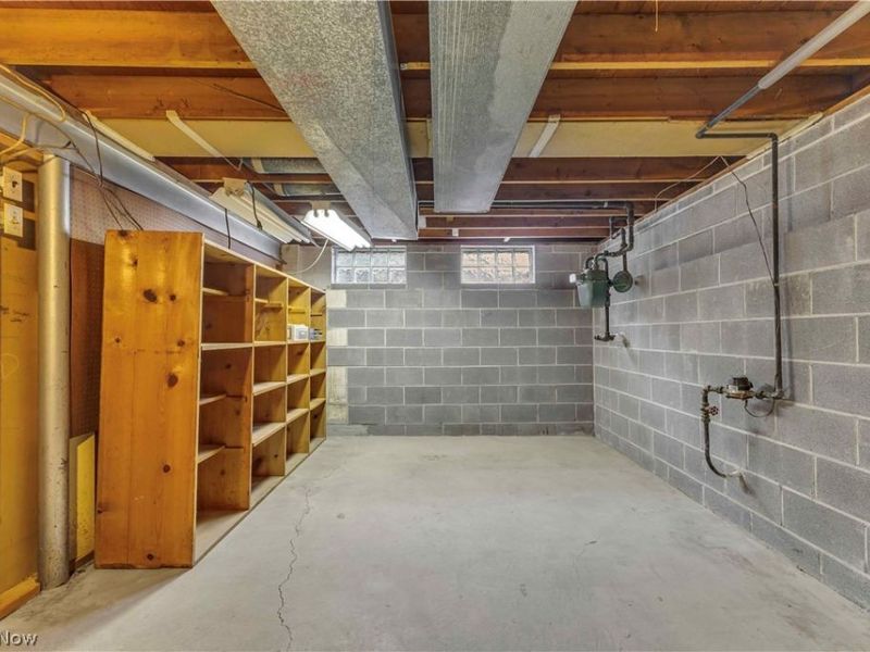 20559 Westwood Park Boulevard , Strongsville, OH 44149 Photo 34