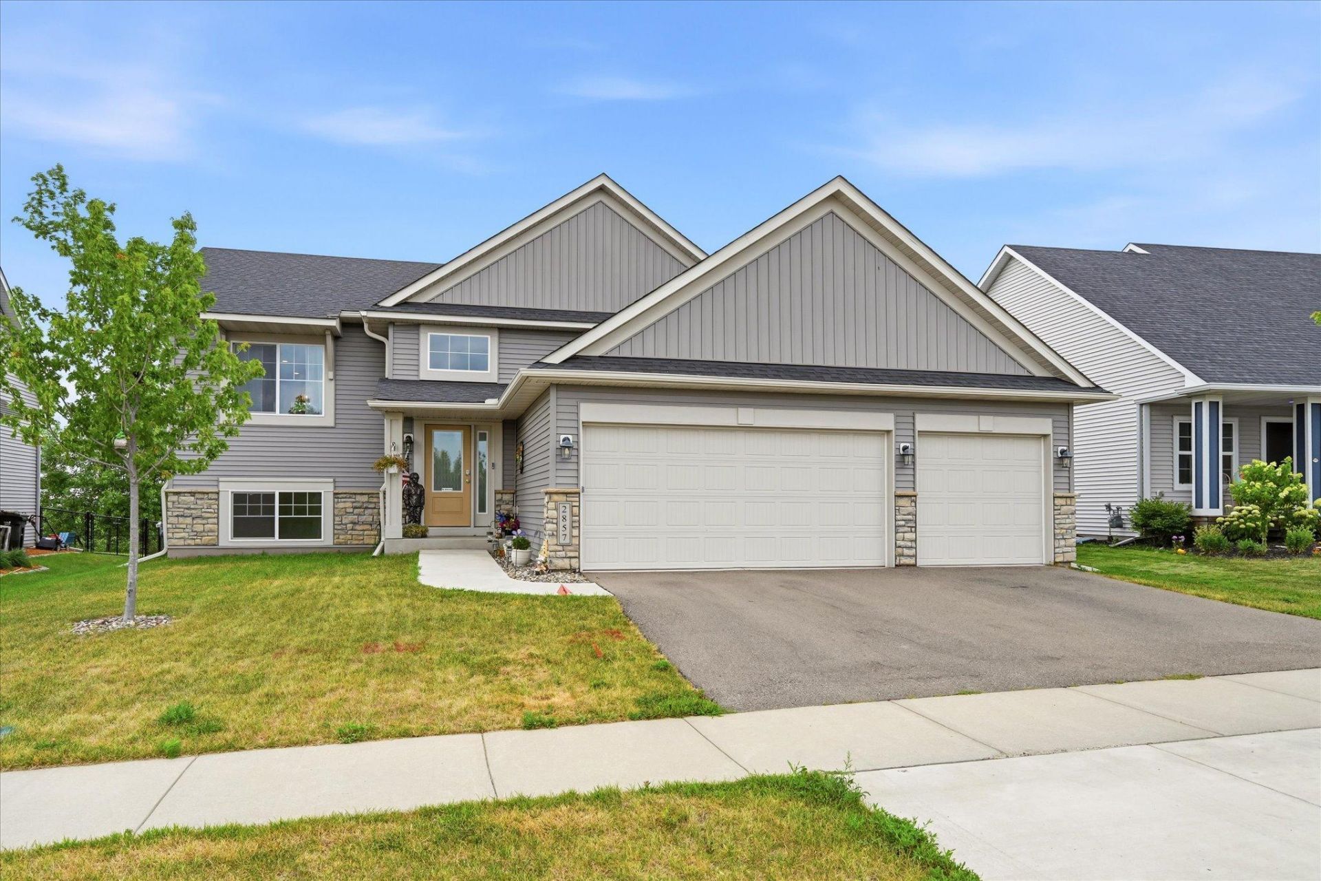 2857 213th Street W
