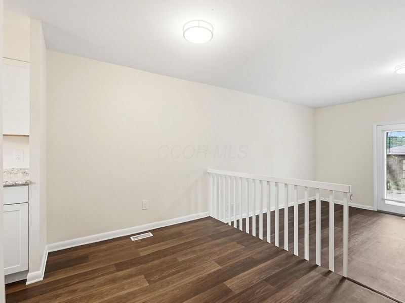 3667 Mccarley Drive S, Columbus, OH 43228 Photo 8
