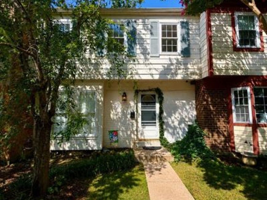 9 Honey Brook Circle, Gaithersburg, MD 20878 Main Photo