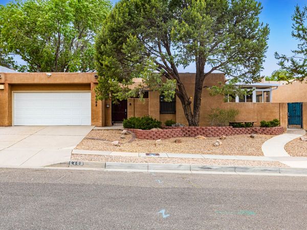 6408 Katson Avenue NE, Albuquerque, NM 87109