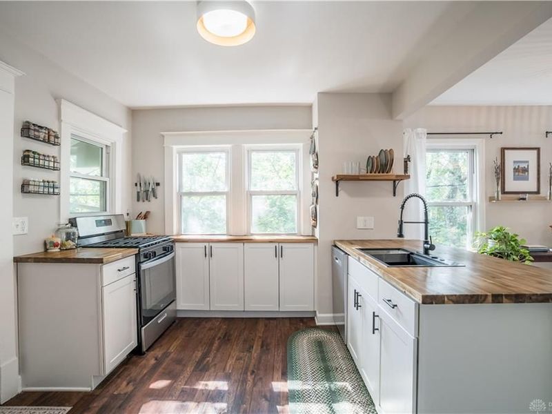 1287 W Galbraith Road, Cincinnati, OH 45231 Photo 12