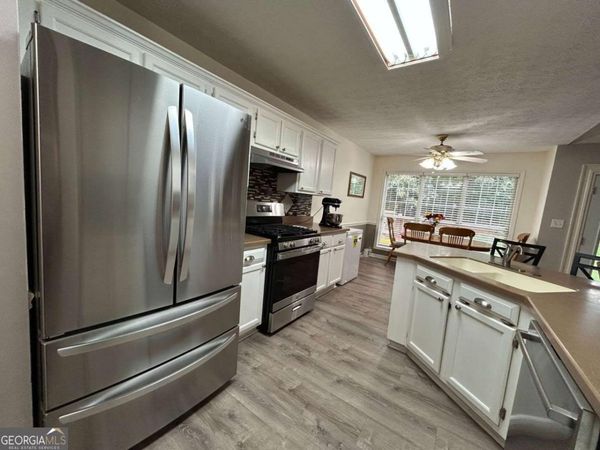 113 Timberwood Drive, Stockbridge, GA 30281