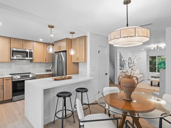 917 Intrepid Ct., Del Mar, CA 92014