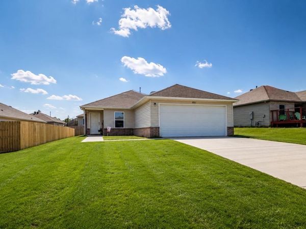 4081 Kings River Trl , Bauxite, AR 72011