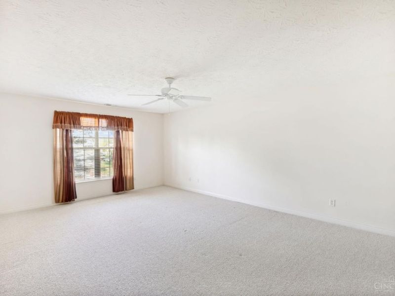 8021 Pinnacle Point Drive, Unit 204, West Chester, OH 45069 Photo 15
