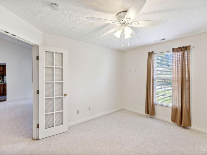 8021 Pinnacle Point Drive, Unit 204, West Chester, OH 45069 Photo 19