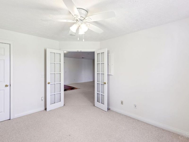 8021 Pinnacle Point Drive, Unit 204, West Chester, OH 45069 Photo 23