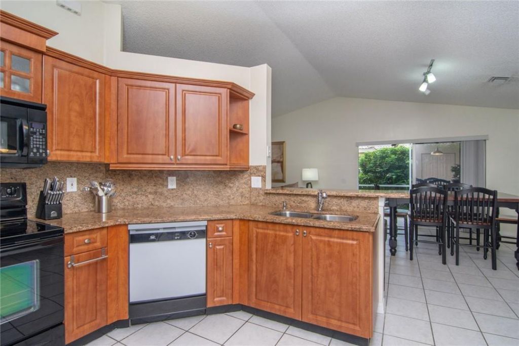 4297 Pine Ridge Court, Weston, FL 33331 Photo