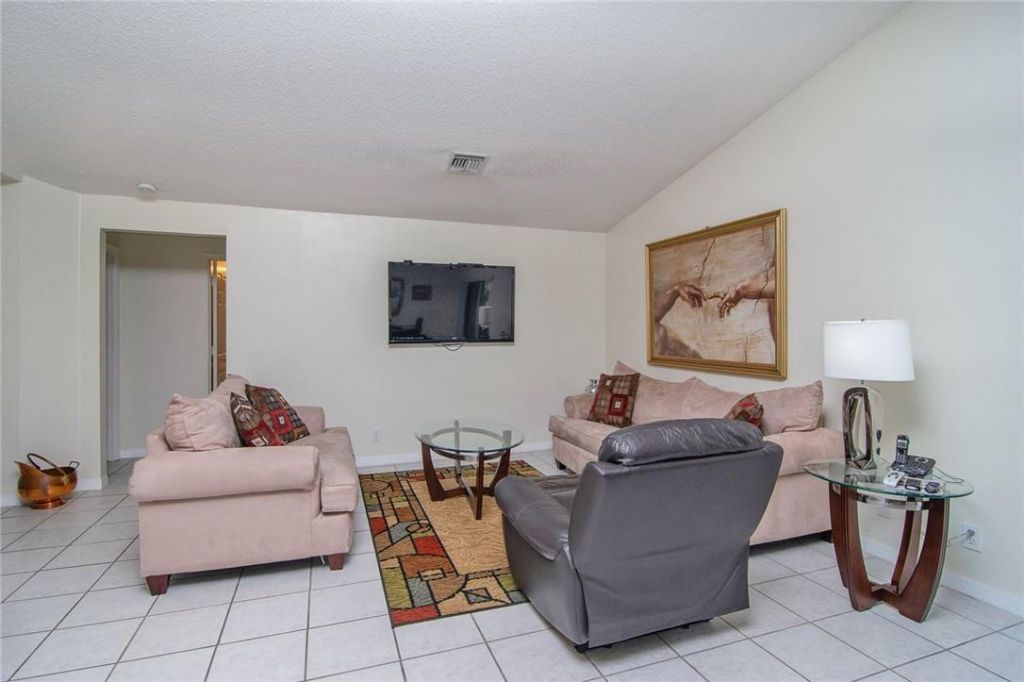 4297 Pine Ridge Court, Weston, FL 33331 Photo