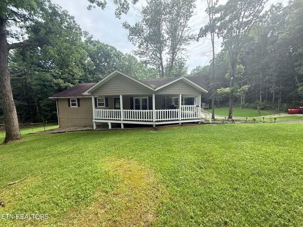 1250 Darrow Ridge Rd, Jamestown, TN 38556