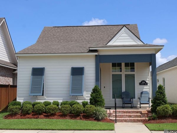 586 Stonebriar Dr, Gonzales, LA 70737