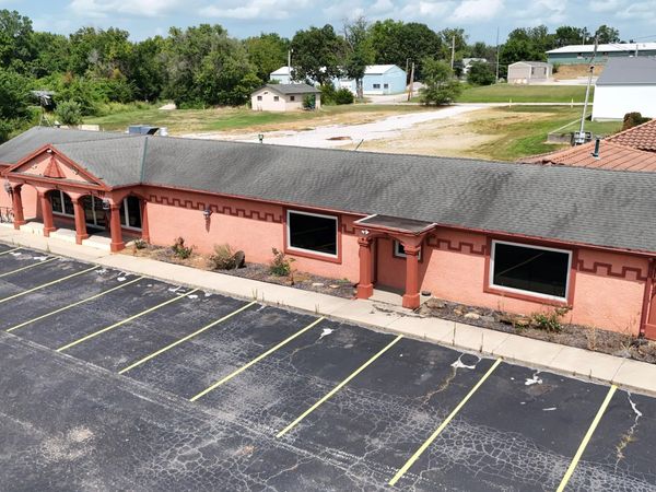 117 N Centennial Boulevard , Nevada, MO 64772