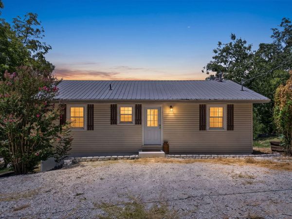 26418 Fisher Cove Lane , Pittsburg, MO 65724