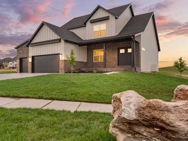 118 E Clayton Lane , Republic, MO 65738