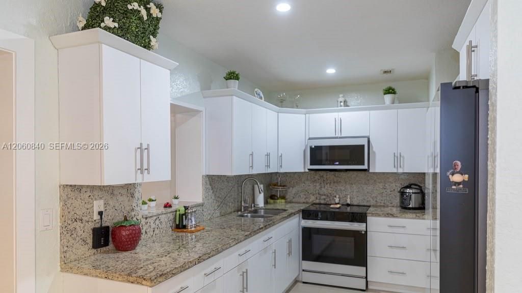 1655 NW 124th St, North Miami, FL 33167 Photo