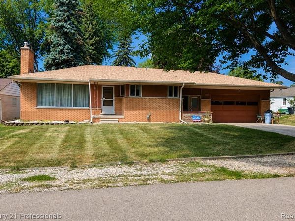 18625 Shadyside Street, Livonia, Mi 48152