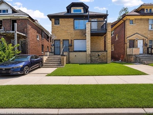 4249 Elmhurst Street, Detroit, MI 48204