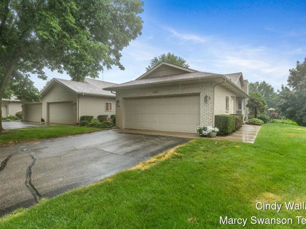 910 Amber View Drive SW, Byron Center, MI 49315